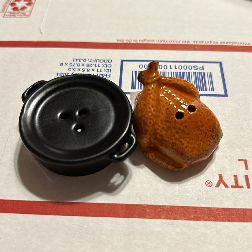 New Turkey and pan salt and pepper set - Picture 2 of 6